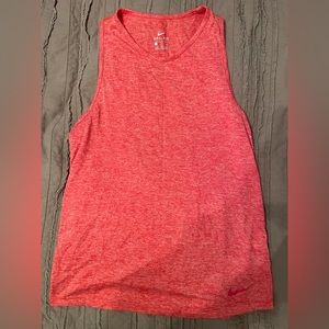 Nike tank